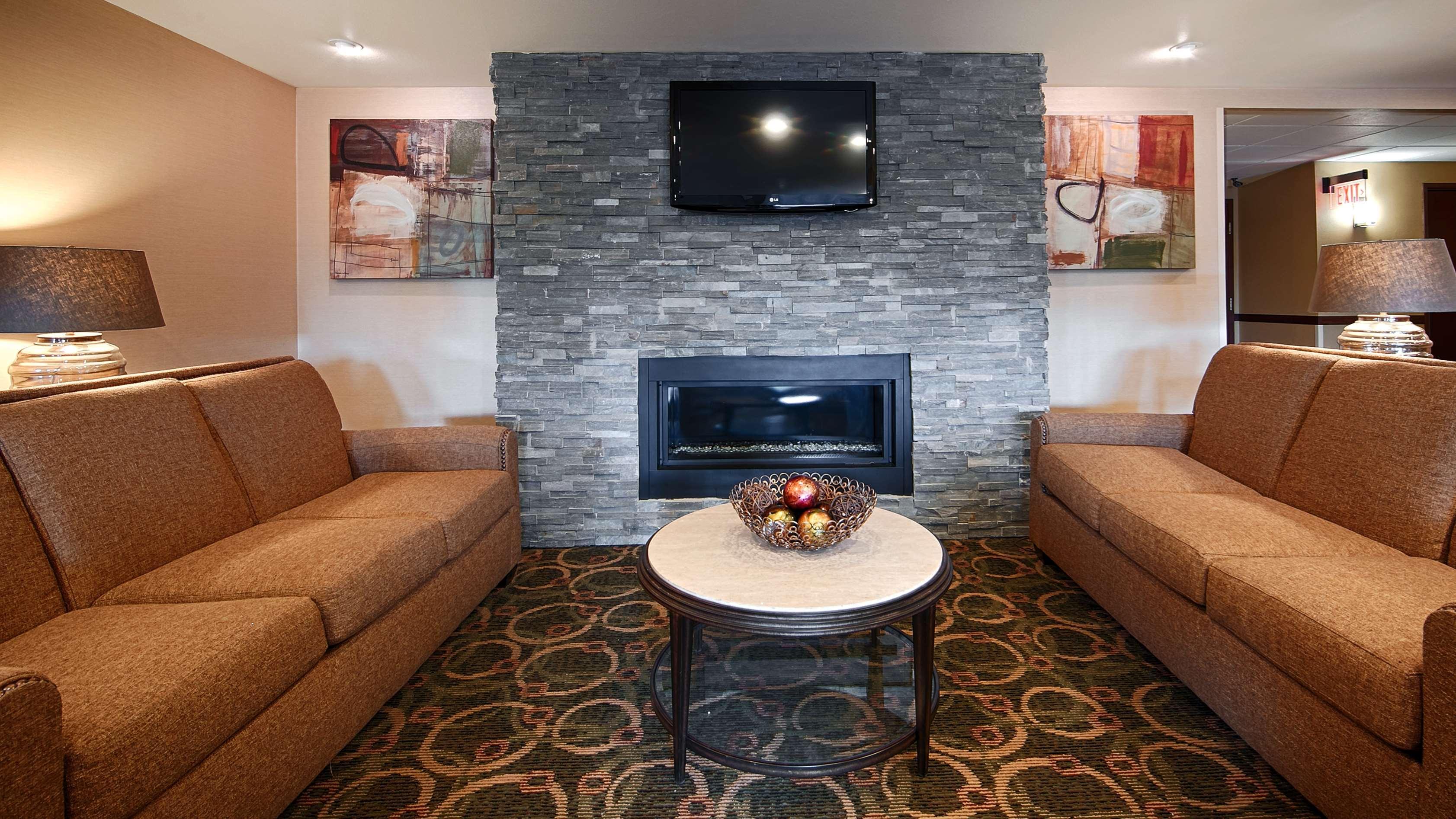 Comfort Inn & Suites Copley Akron Extérieur photo
