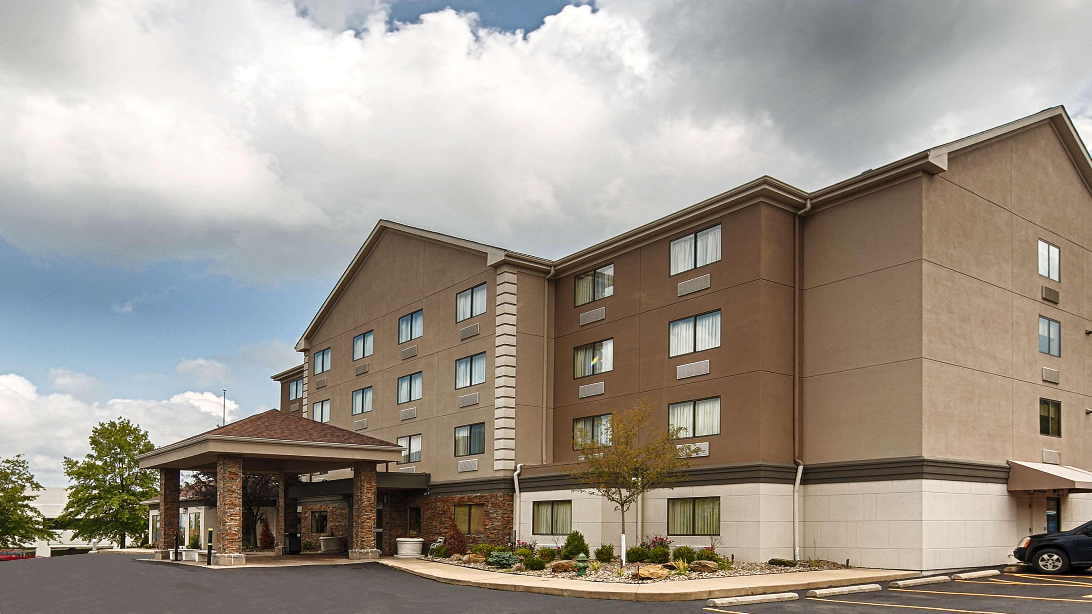 Comfort Inn & Suites Copley Akron Extérieur photo