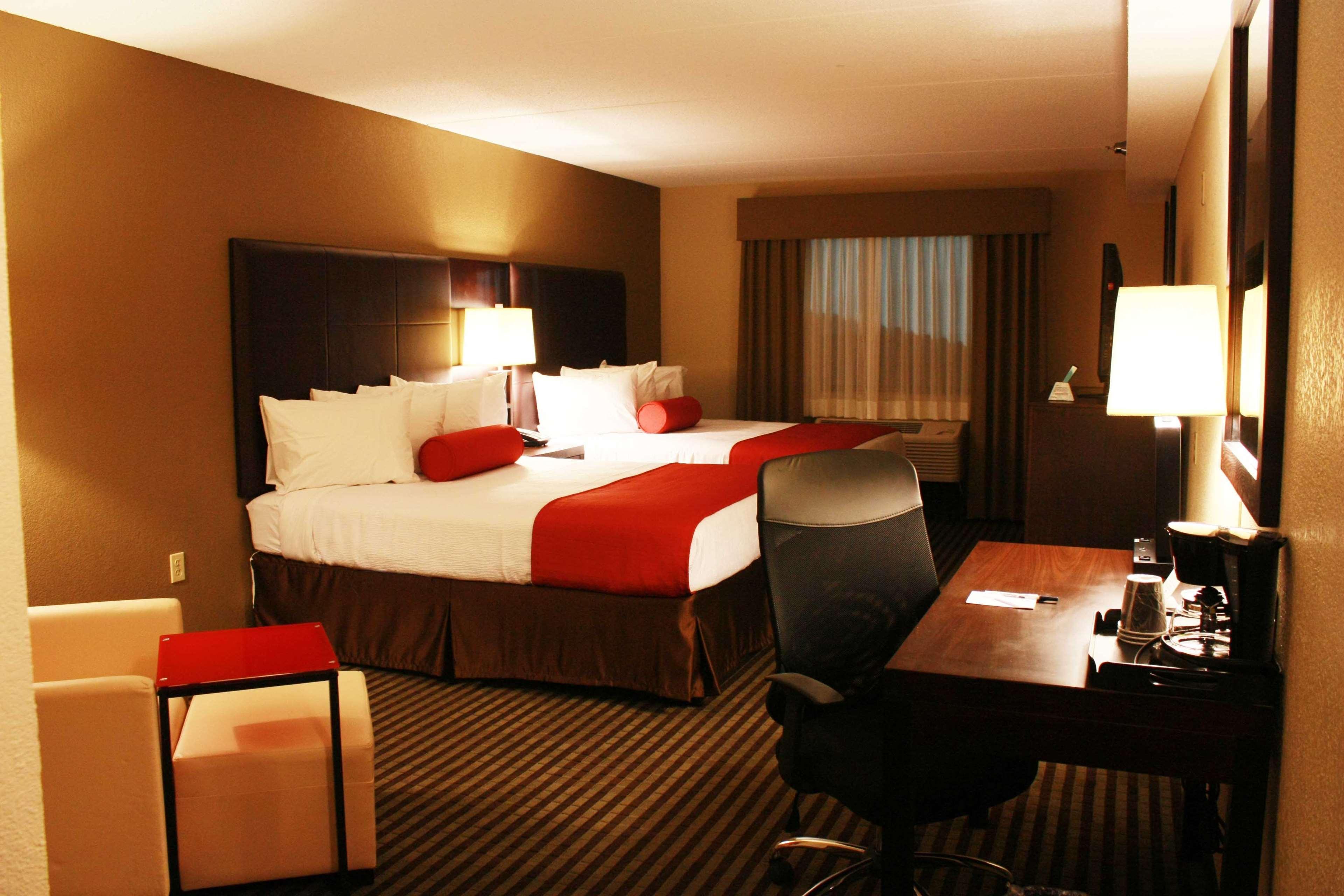 Comfort Inn & Suites Copley Akron Extérieur photo